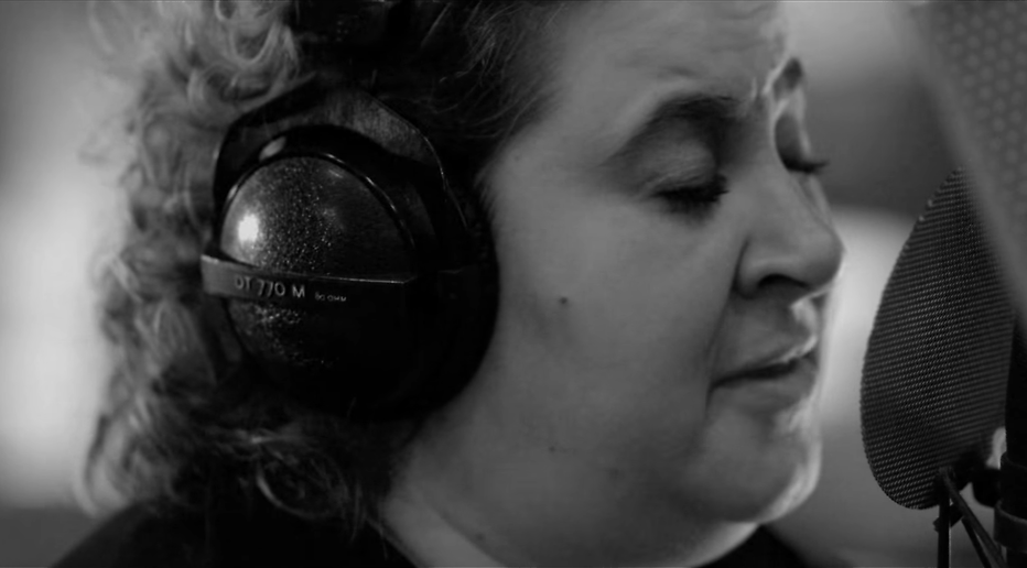 Zangeres Barbara Straathof (41) overleden