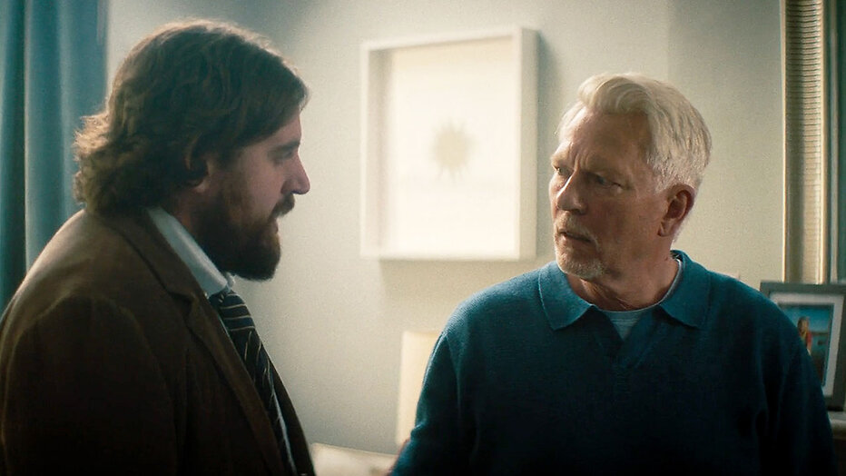 Conor Mullen als George McClelland in Blue Lights