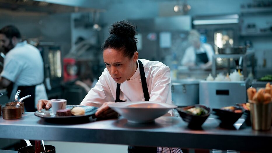 Vinette Robinson als Carly in Boiling Point Vinette Robinson als Carly in Boiling Point