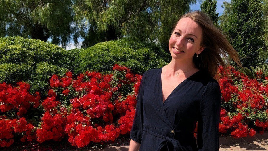 B&B Vol Liefde-Debbie is haar mannen zat