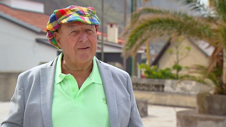 Ben op bezoek bij Ted in B&B Vol Liefde.