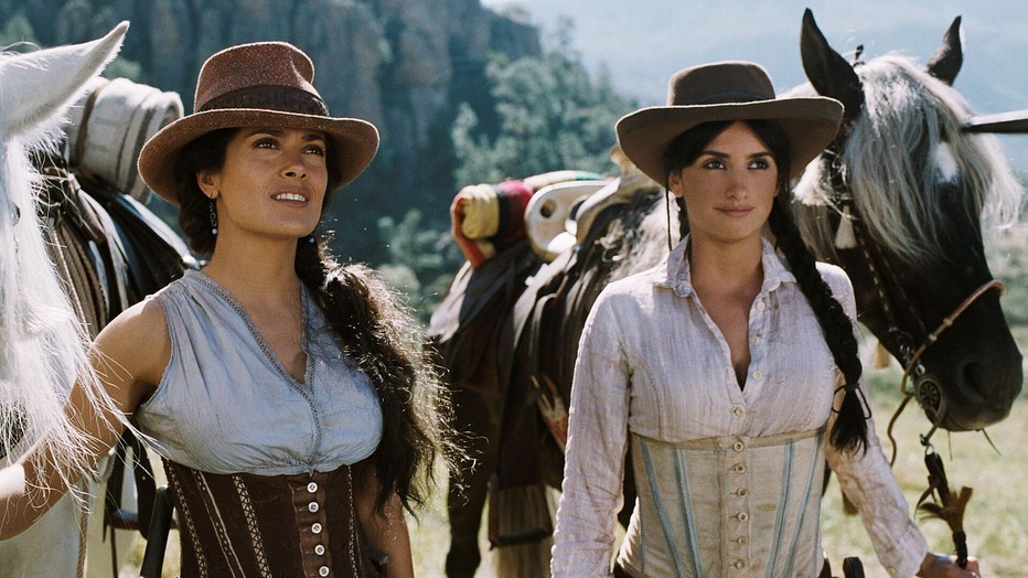 Salma Hayek en Penélope Cruz in Bandidas