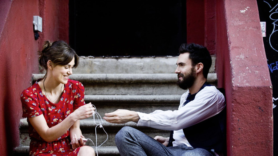 Keira Knightley en Adam Levine in Begin Again