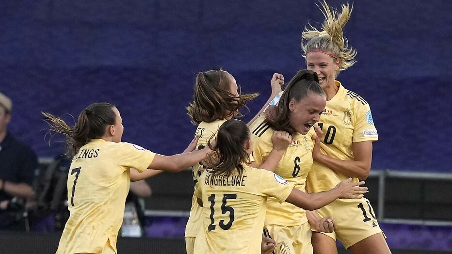 Tine De Caigny uit het Belgische team