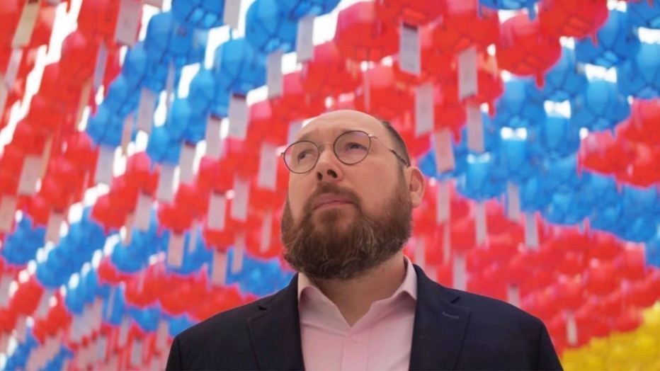 Remco Breuker voor Big in Korea