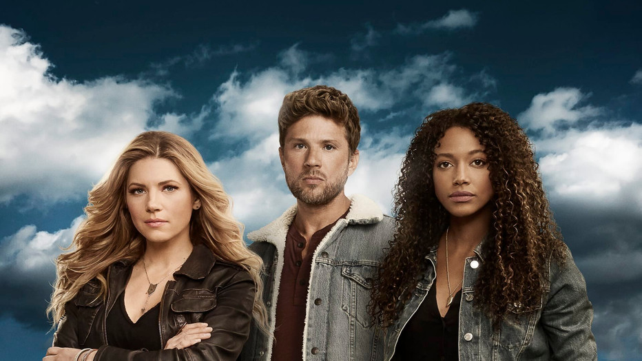 Katheryn Winnick als Jenny Hoyt, Ryan Phillippe als Cody Hoyt en Kylie Bunbury als Cassie Dewell