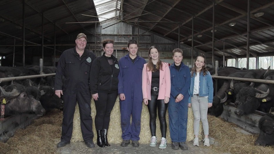 Bij Ons op de Boerderij Bij Ons op de Boerderij