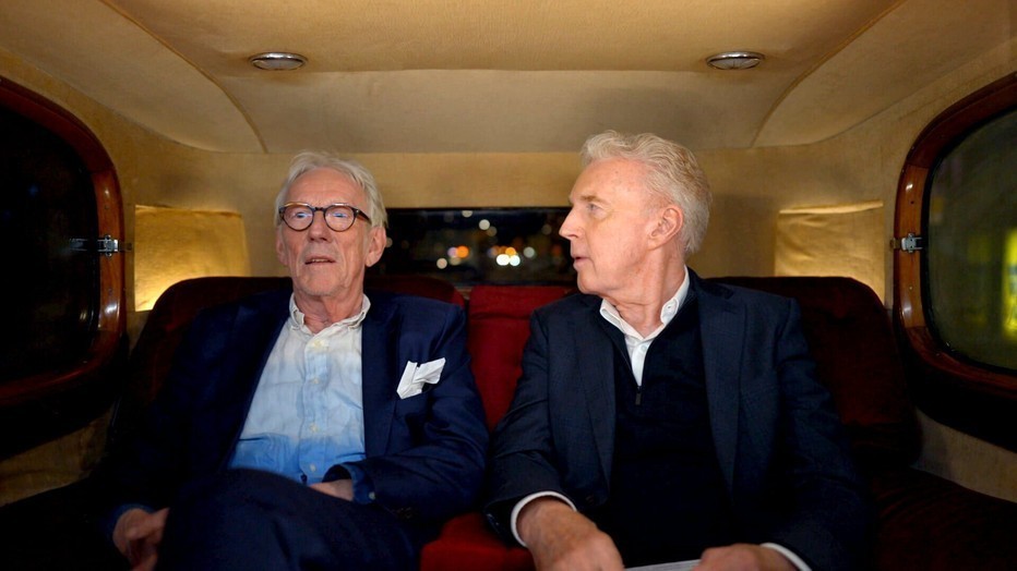 André van Duin met Freek de Jonge in Bij Van Duin op de Achterbank André van Duin met Freek de Jonge in Bij Van Duin op de Achterbank
