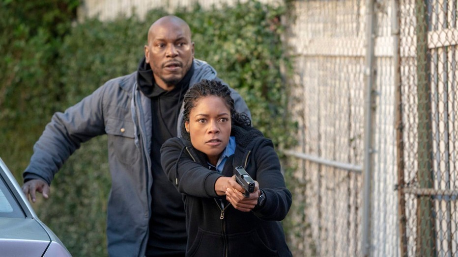 Naomie Harris en Tyrese Gibson in Black and Blue