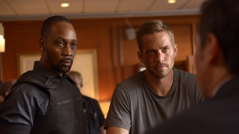 RZA als Tremaine en Paul Walker als Damien in Brick Mansions RZA als Tremaine en Paul Walker als Damien in Brick Mansions