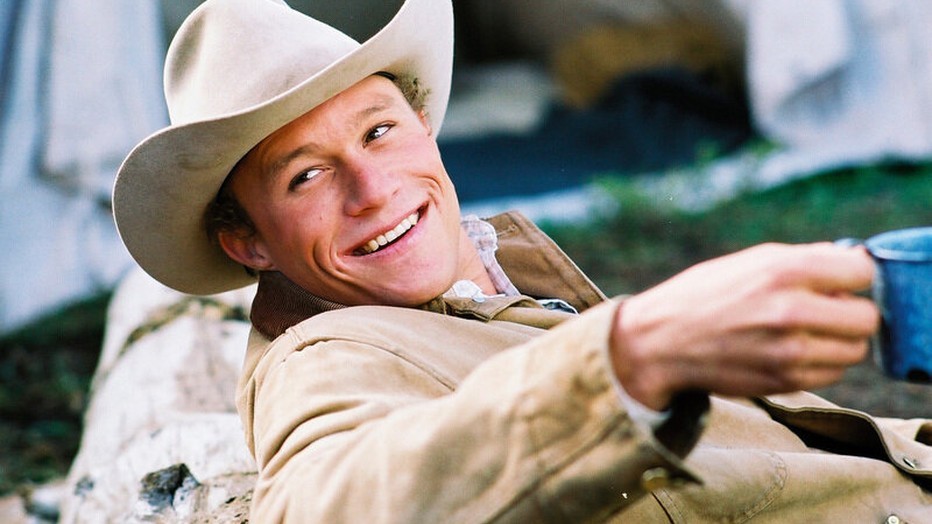 Jake Gyllenhaal en Heath Ledger als verliefde cowboys Jake Gyllenhaal en Heath Ledger als verliefde cowboys