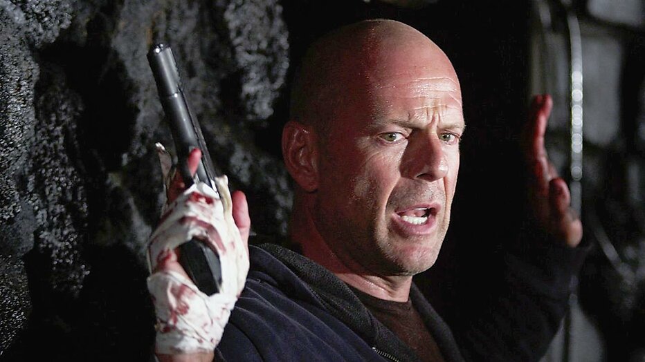 Bruce Willis in Hostage