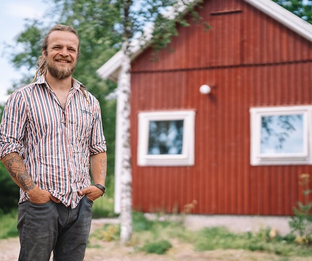 B&B Vol Liefde-Esra gaat voor onbepaalde tijd bij Bram in Zweden wonen
