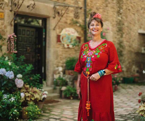 Oh nee, Debbie krijgt ook al een zwever op bezoek in haar B&B