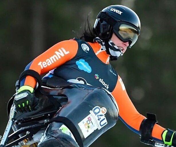 Barbara van Bergen in actie op de reuzenslalom