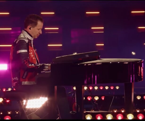 Zo opende Bart Arens de Top 2000 van 2022