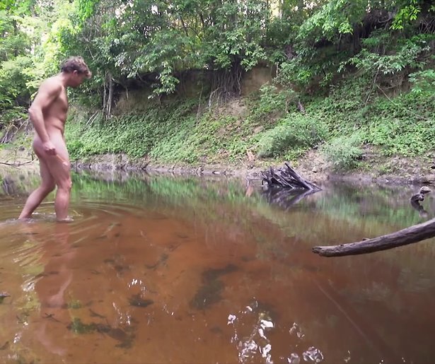 Beau in kruis gebeten tijdens opnames Beaufort