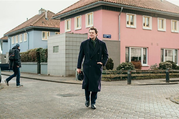 Beau komt buitenspelen