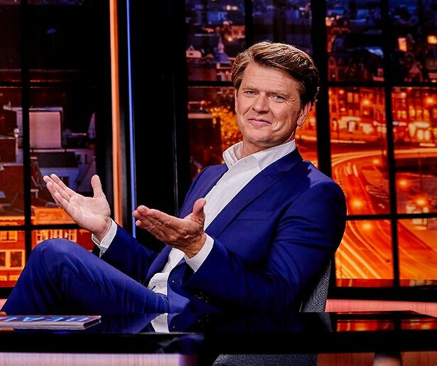 Beau van Erven Dorens is terug met zijn talkshow