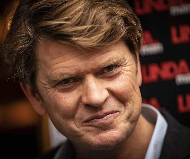 Surfplank Beau van Erven Dorens kwijt én gevonden