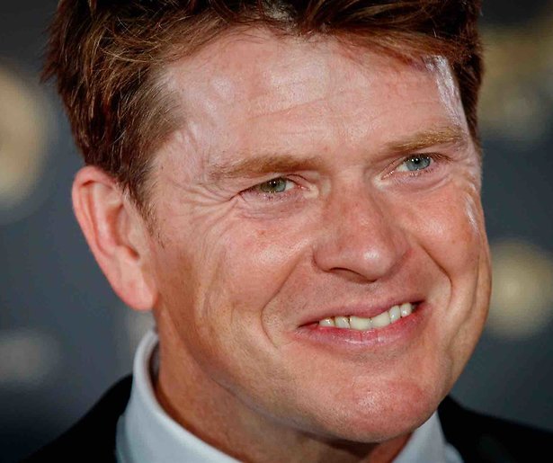 Beau van Erven Dorens gaat 130 km kitesurfen