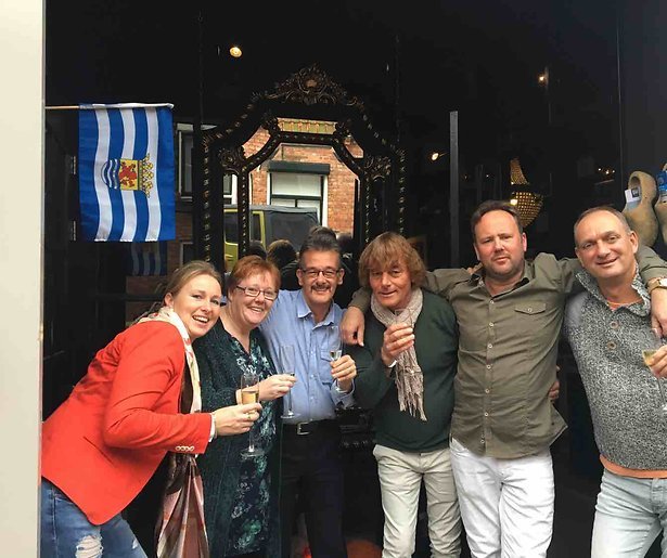 De TV van gisteren: 1,6 miljoen voor Bed & Breakfast