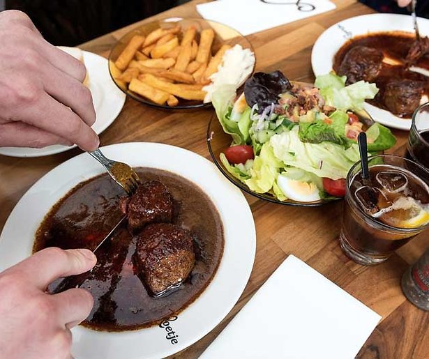 SBS6 maakt programma over horecapersoneel met dementie