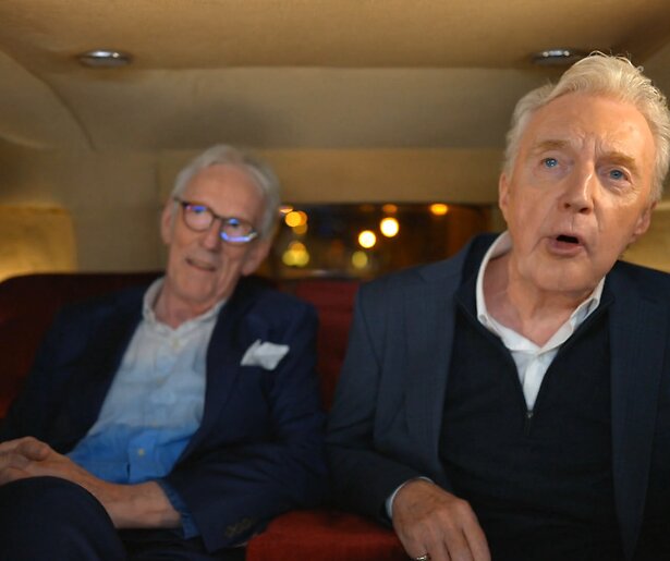 André van Duin acht terugkeer interviewshow Bij Van Duin op de Achterbank klein: 'De top hebben we wel gehad'