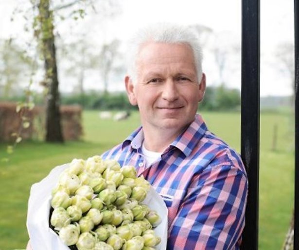 Boer Aad gaat samenwonen met nieuwe liefde