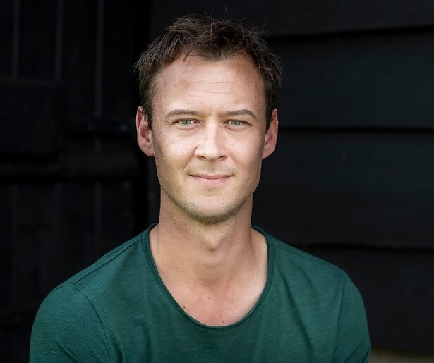 Boer Jouke met Karlijn en Yvon Jaspers op roadtrip