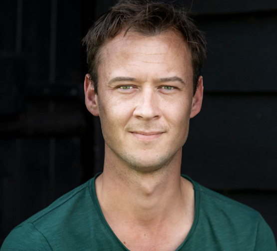 Boer Jouke houdt reünie op de boerderij