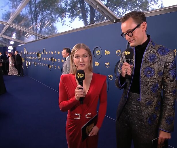 Britt Dekker worstelt met maaltijdkeuze bij Gouden Televizier-Ring Gala