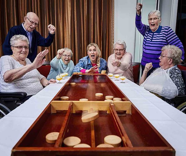 De TV van gisteren: Britts Gouwe Ouwen begint voorzichtig