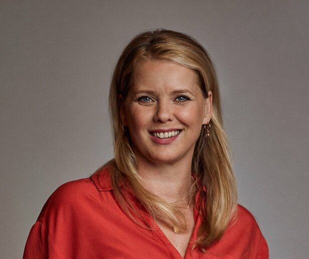 Babette van Veen verkeert in dubio in Goede Tijden, Slechte Tijden