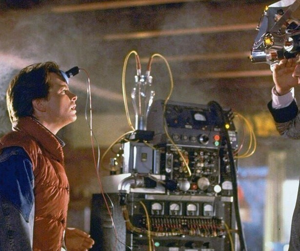 Michael J. Fox gaat lekker tijdreizen in Back to the Future op Viaplay TV