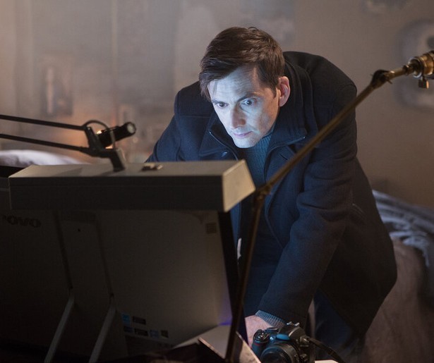 David Tennant is een engerd in Bad Samaritan