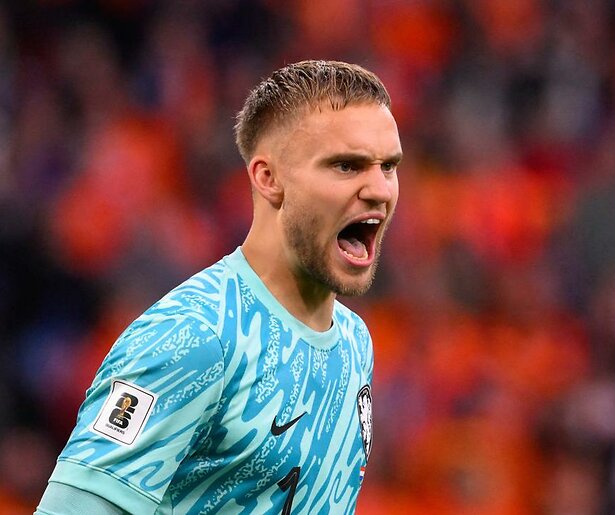 Bart Verbruggen mag zich weer van zijn beste kant laten zien tijdens de WK-kwalificatiewedstrijd tegen Litouwen