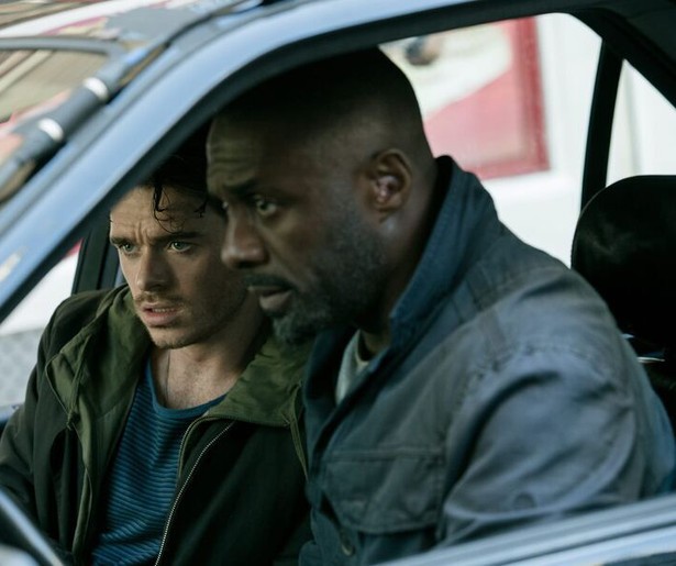 Richard Madden wil zijn onschuld bewijzen in Bastille Day