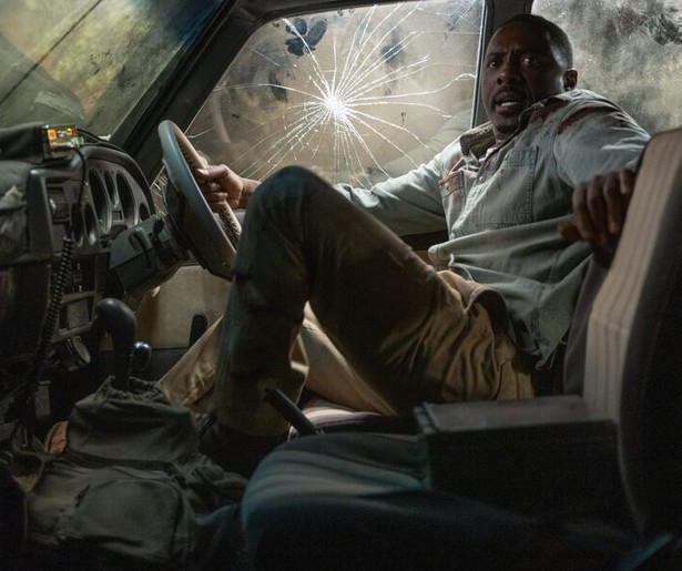 Idris Elba is in levensgevaar in de spannende nieuwe thriller Beast