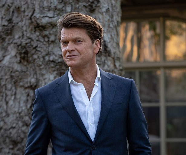 Beau vraagt Frans Bauer naar overleden vader: 'Wat een flater'