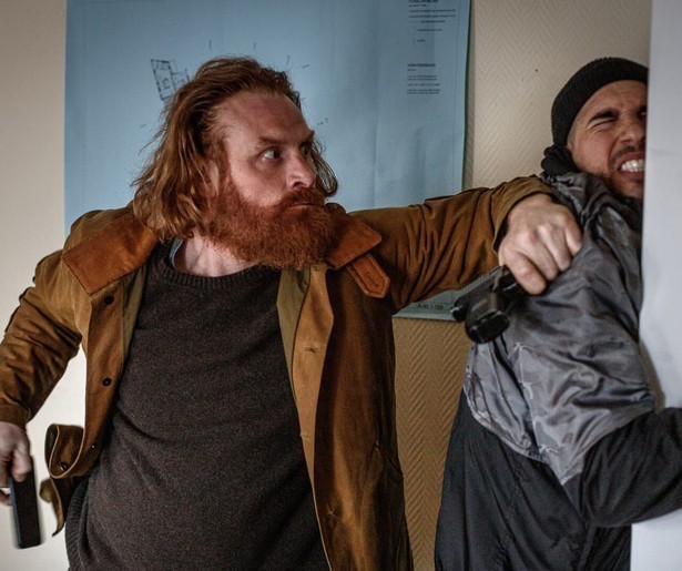 Vilhelm wordt gegijzeld in de slotaflevering van Beck op NPO 3