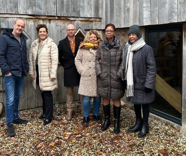 Marelva toont vol trots haar eigen Gelderse stulpje in Bed & Breakfast