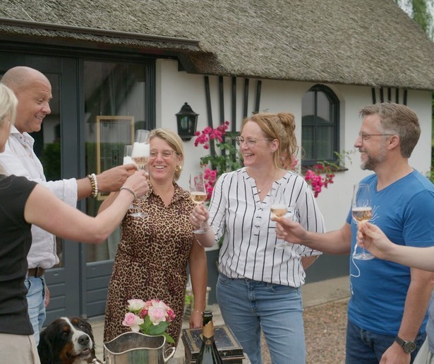 Lex zorgt voor een avontuurlijk uitje in de slotaflevering van Bed & Breakfast