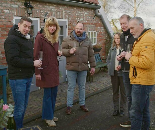 Janneke en Martin uit Bed & Breakfast nemen hun gasten mee de natuur in