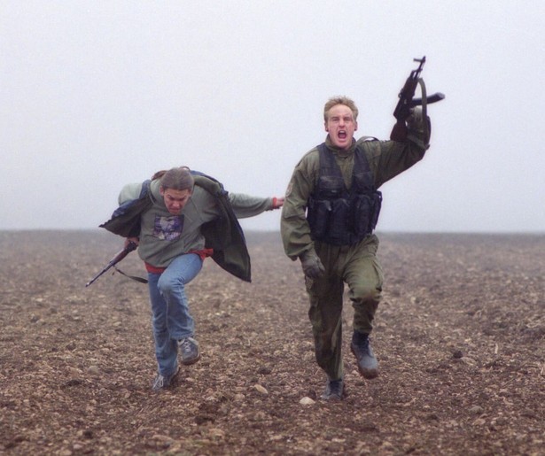 Wie weet Owen Wilson te redden in Behind Enemy Lines?