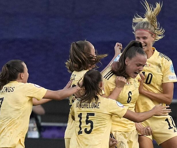 EK Vrouwenvoetbal: Zweden en België spelen de kwartfinale