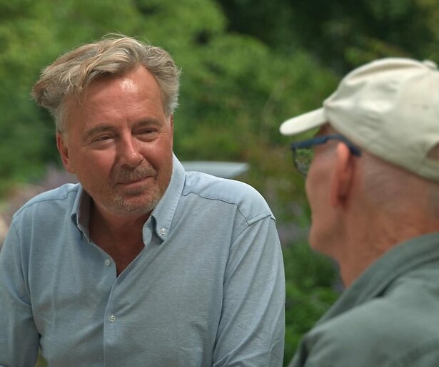 Bert van Leeuwen trekt alles uit de kast in het nieuwe seizoen van Het Familiediner