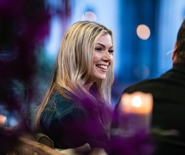 Hannah Mae is eindelijk zelf het stralende middelpunt in Beste Zangers