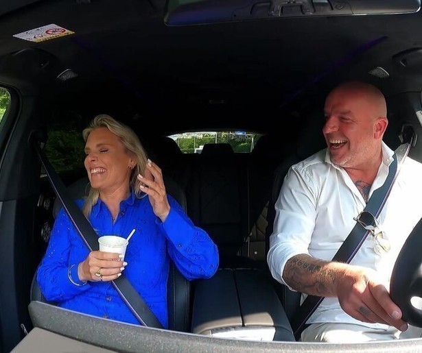 Eveline Stallaart is bijzonder openhartig in Bij Andy in de Auto