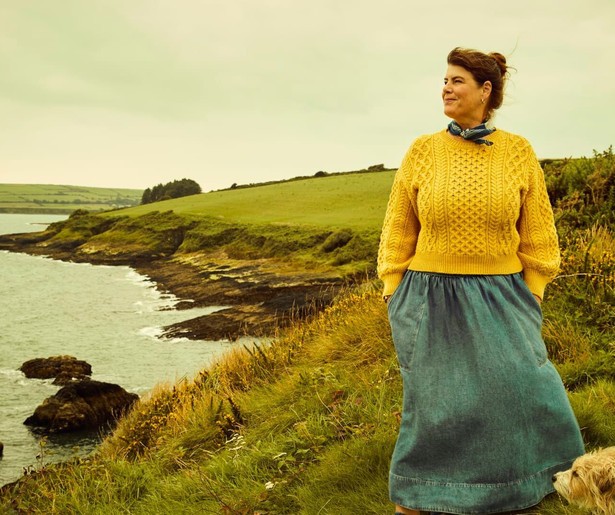 Yvette van Boven roostert een schaap in de slotaflevering van Bij Van Boven Thuis, in Ierland